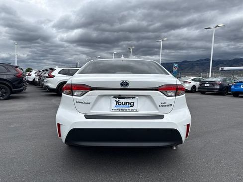 Used 2024 Toyota Corolla LE FWD image 5