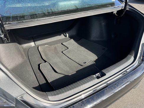 Used 2024 Honda Accord LX image 19