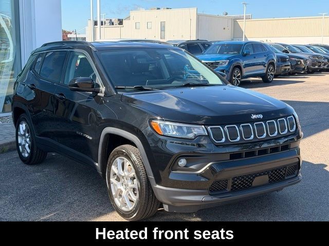 Used 2022 Jeep Compass Latitude AWD/4WD image 7
