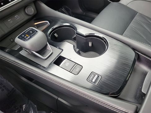 Certified 2023 Nissan Rogue Platinum w/ Platinum Premium Package image 14