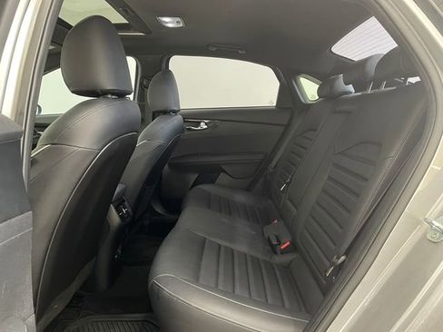 Used 2022 Kia Forte GT-Line w/ GT-Line Premium Package FWD image 19