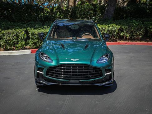 Used 2025 Aston Martin DBX 707 AWD/4WD image 5