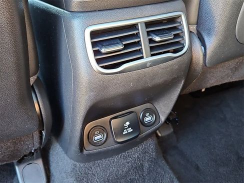 Used 2023 Hyundai Santa Fe Limited image 26