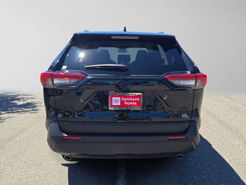 Certified 2024 Toyota RAV4 LE AWD/4WD image 4