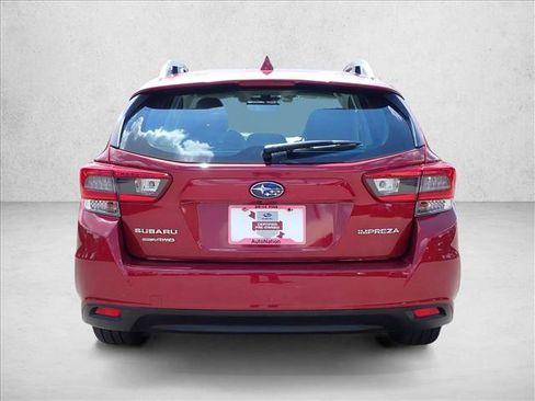 Certified 2022 Subaru Impreza 2.0i Premium AWD/4WD image 3