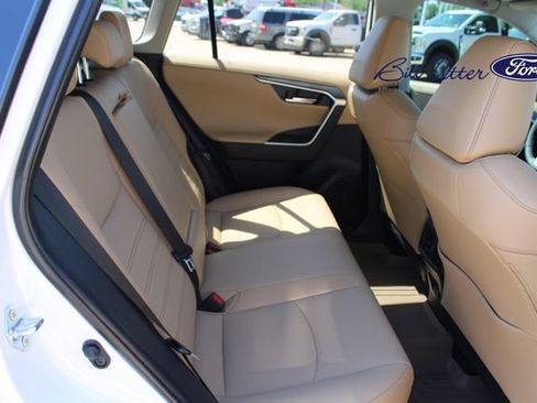 Used 2025 Toyota RAV4 Limited FWD image 13