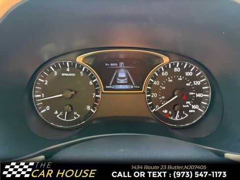 Used 2020 Nissan Pathfinder SL AWD/4WD image 29