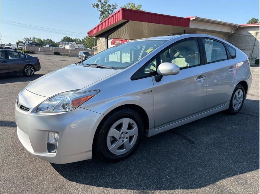 Used 2011 Toyota Prius Four w/ Navigation Pkg FWD image 3