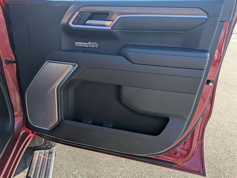 Certified 2022 Chevrolet Silverado 1500 High Country image 38