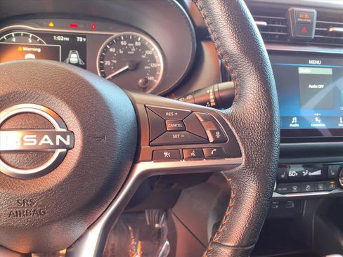 Used 2025 Nissan Versa SR w/ Trunk Package image 11