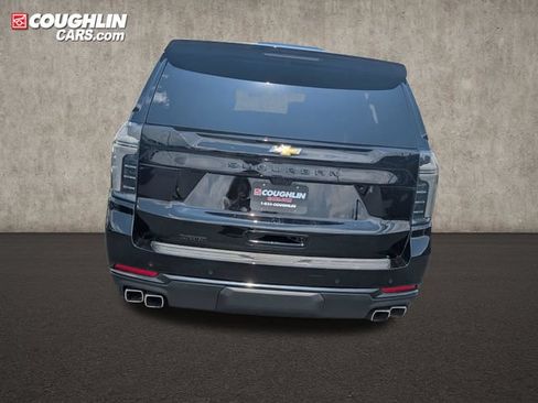 Used 2026 Chevrolet Suburban High Country AWD/4WD image 7