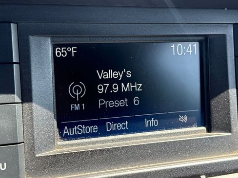 Used 2016 Ford Mustang Convertible RWD image 19
