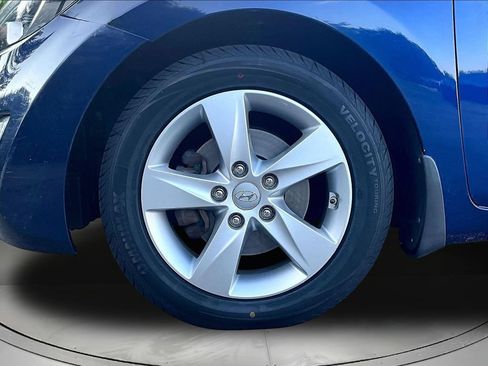 Used 2013 Hyundai Elantra GLS w/ Preferred Pkg FWD image 31