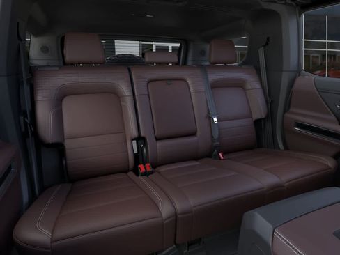 New 2026 GMC Hummer EV SUV w/ LPO, Dark Essentials Package AWD/4WD image 17