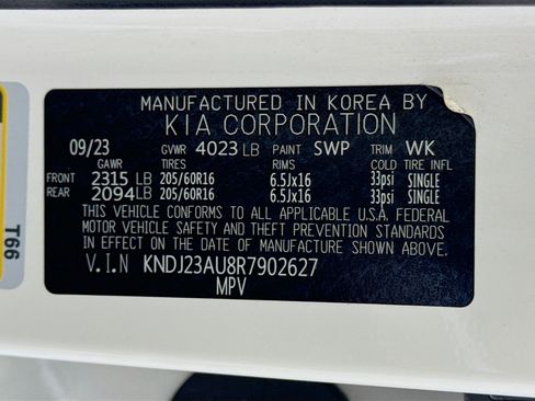 Used 2024 Kia Soul LX w/ Option Group 015 FWD image 39