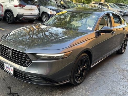 Used 2025 Honda Accord SE image 30