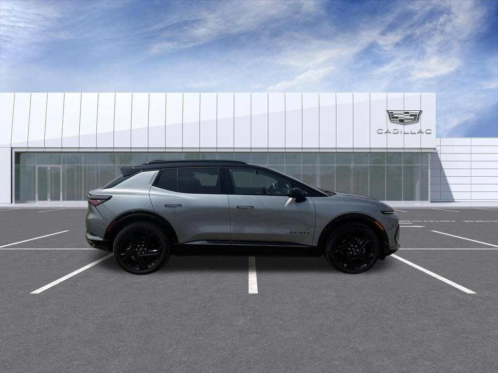 Used 2024 Chevrolet Equinox EV RS FWD image 2