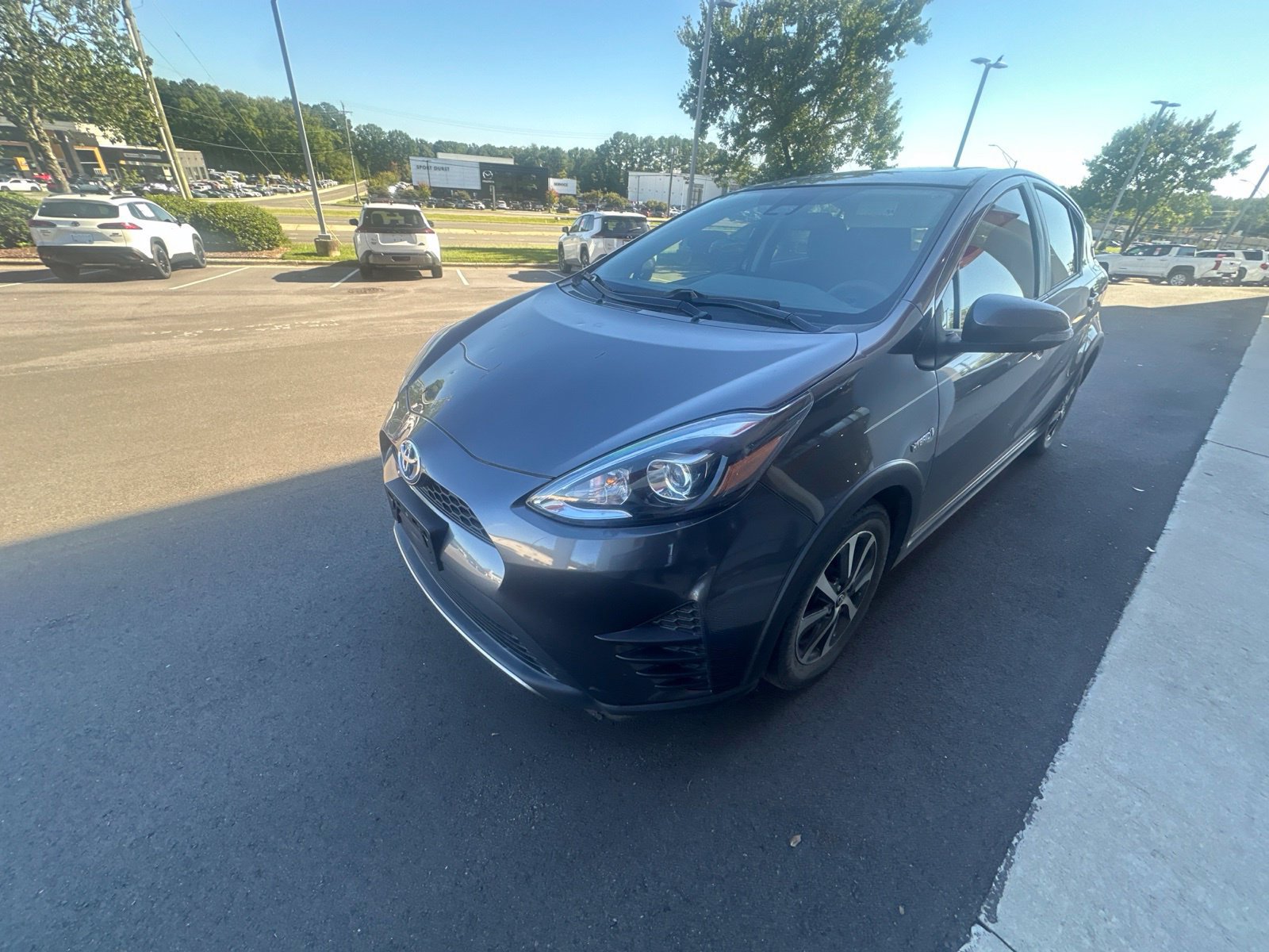 Used 2018 Toyota Prius C Three FWD image 5