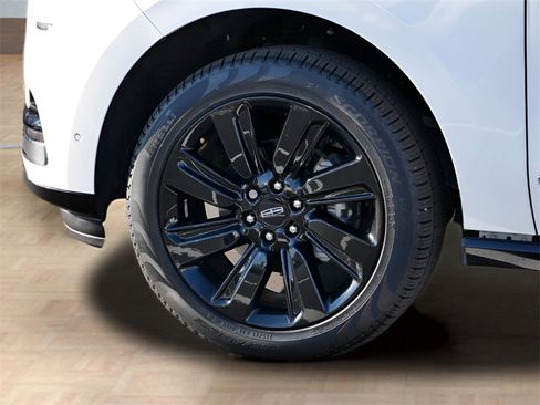 Used 2024 Lincoln Navigator L Black Label image 9