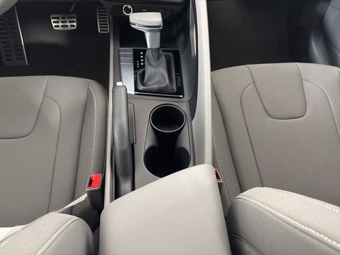 New 2026 Hyundai Elantra Sport FWD image 27