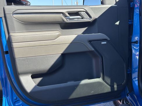 Used 2023 Chevrolet Silverado 1500 ZR2 image 24