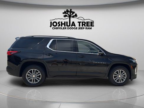 Used 2023 Chevrolet Traverse LT FWD image 8