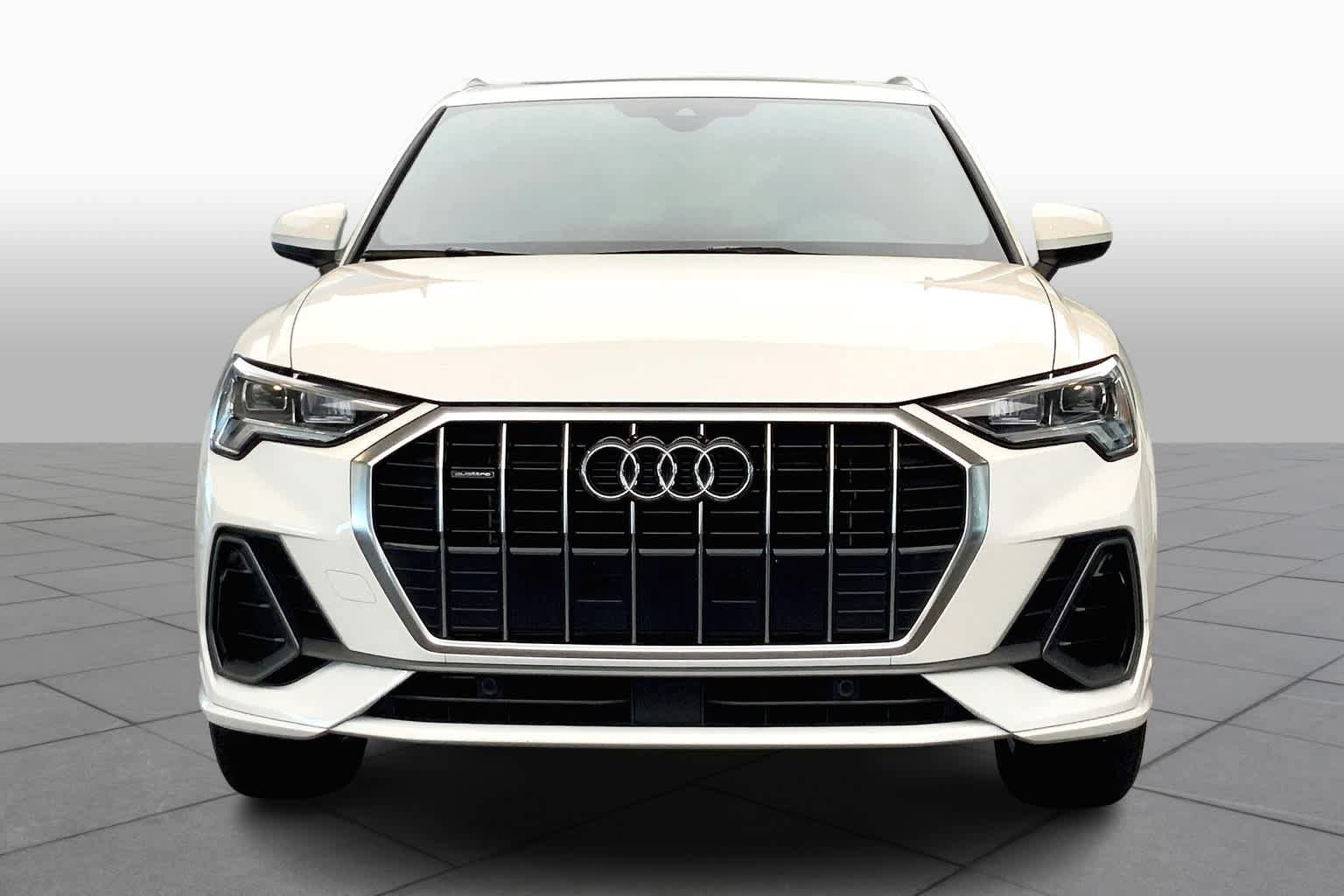 Used 2020 Audi Q3 2.0T Premium Plus w/ Premium Plus Package AWD/4WD image 4