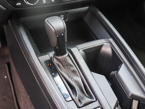 Certified 2024 Honda Accord EX image 27