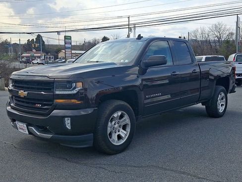 Used 2018 Chevrolet Silverado 1500 LT w/ All Star Edition image 3