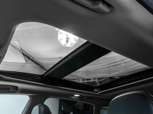 Used 2020 Nissan Murano SL w/ Moonroof Package image 24