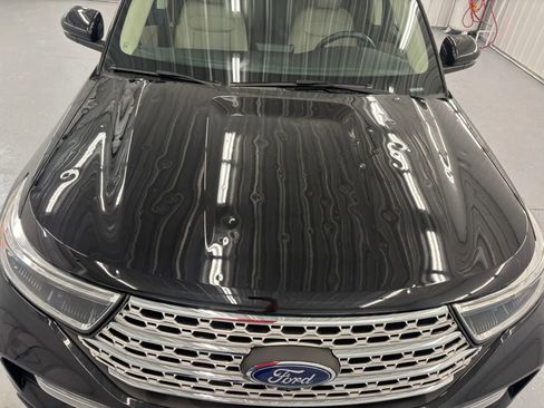 Used 2022 Ford Explorer Limited w/ Equipment Group 301A image 16