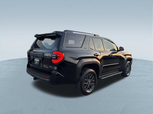 Used 2025 Toyota 4Runner SR5 image 8