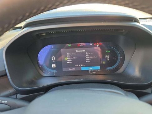 Certified 2024 Volvo XC40 Recharge Ultimate w/ Protection Package Premier image 11