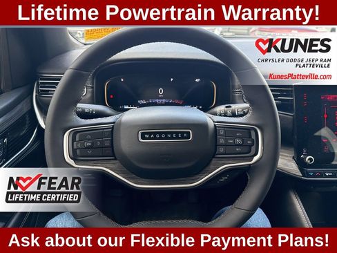 Used 2023 Jeep Wagoneer Series II w/ Flexible Seating Group AWD/4WD image 16