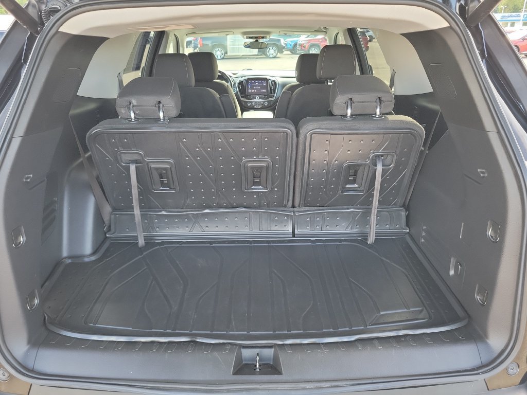 Used 2021 Chevrolet Traverse LT FWD image 35