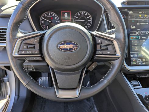 Used 2023 Subaru Outback Limited image 21