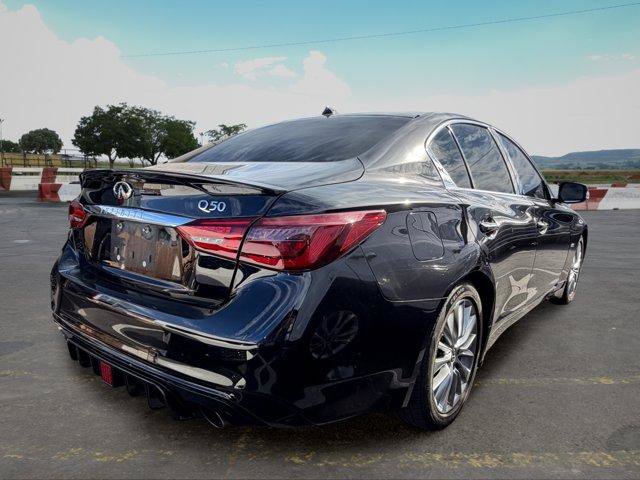 Used 2019 INFINITI Q50 Luxe w/ Essential Package (3.0T Luxe) RWD image 3