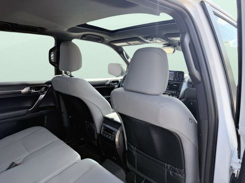 Used 2023 Lexus GX 460 Premium image 53