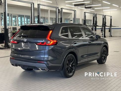 Used 2023 Honda CR-V Sport image 10