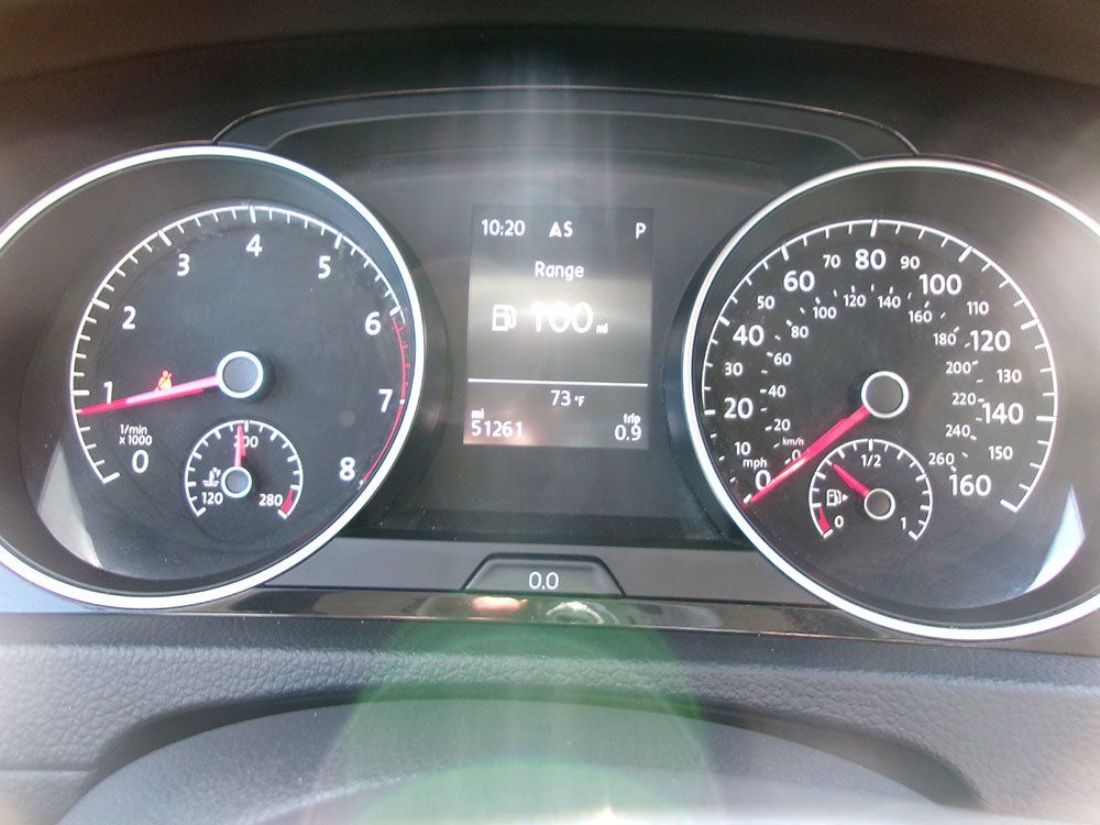 Used 2015 Volkswagen Golf SEL FWD image 17