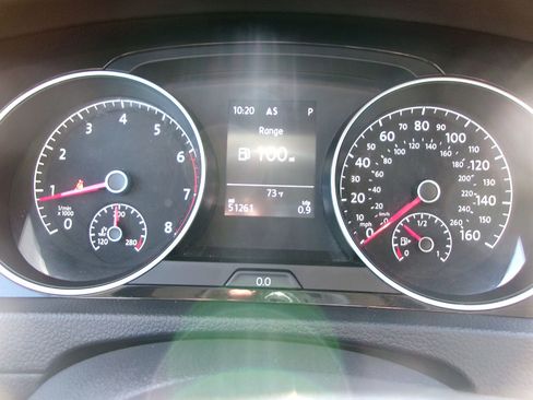 Used 2015 Volkswagen Golf SEL image 17