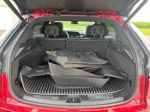 Used 2025 Cadillac XT4 Sport w/ LPO, Floor Liner Package AWD/4WD image 27