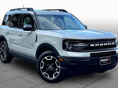 Used 2023 Ford Bronco Sport Outer Banks AWD/4WD image 5