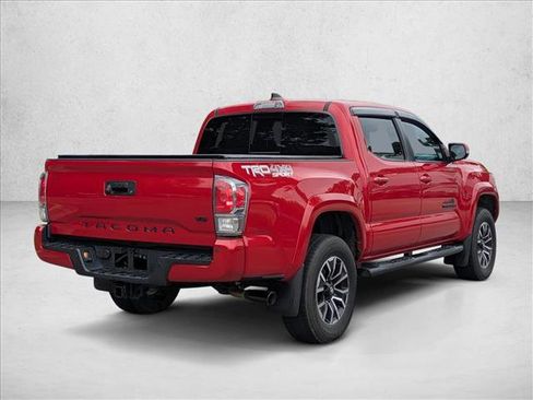 Used 2021 Toyota Tacoma TRD Sport w/ Technology Package AWD/4WD image 5