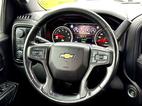 Used 2020 Chevrolet Silverado 1500 High Country w/ Technology Package image 24