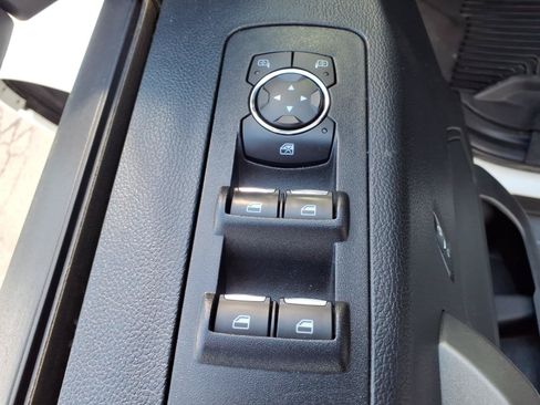 Used 2017 Ford F150 XLT w/ Equipment Group 302A Luxury AWD/4WD image 18