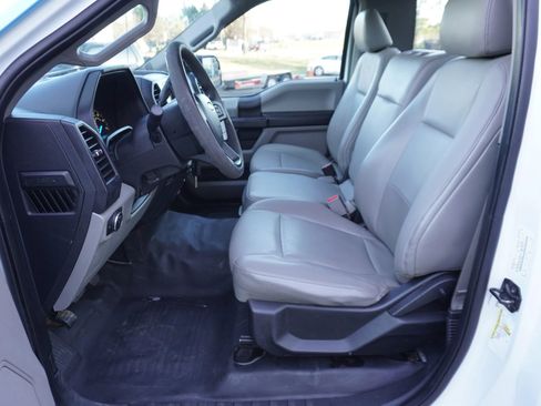 Used 2017 Ford F150 XL w/ Equipment Group 101A Mid image 9