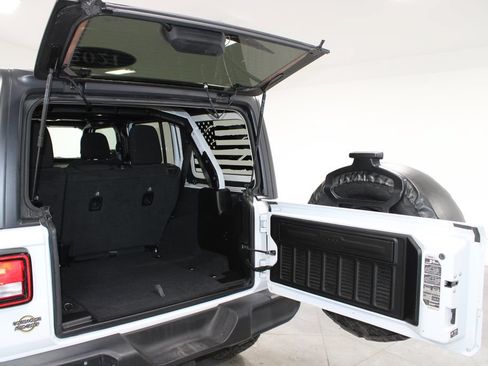 Used 2021 Jeep Wrangler Unlimited Sport AWD/4WD image 19