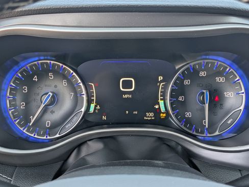 New 2026 Chrysler Pacifica Select image 22