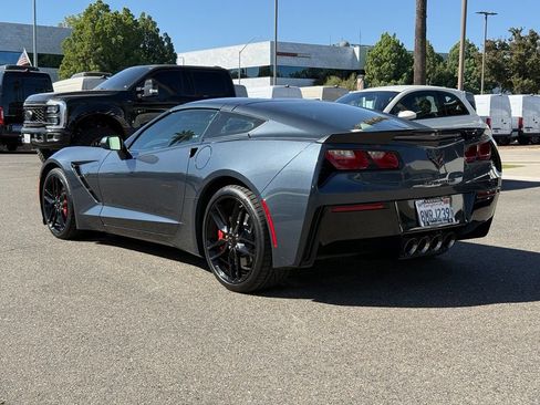 Used 2019 Chevrolet Corvette Stingray Coupe w/ Carbon Flash Badge Package RWD image 6